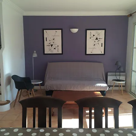Maison Du Lac Vila Grimaud